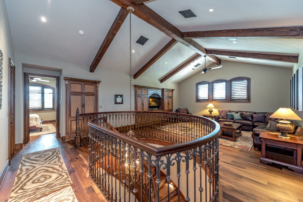 Landing with Sitting Area